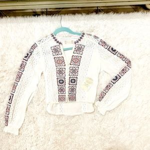 Altar’d state beautiful long sleeve blouse